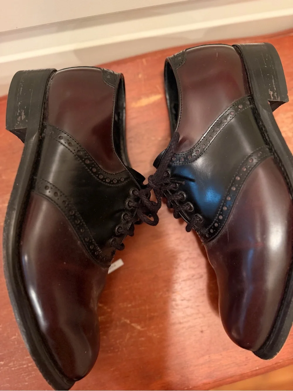 Florsheim Genuine Leather Two-Tone Mens Burgundy and Black Hard shoes